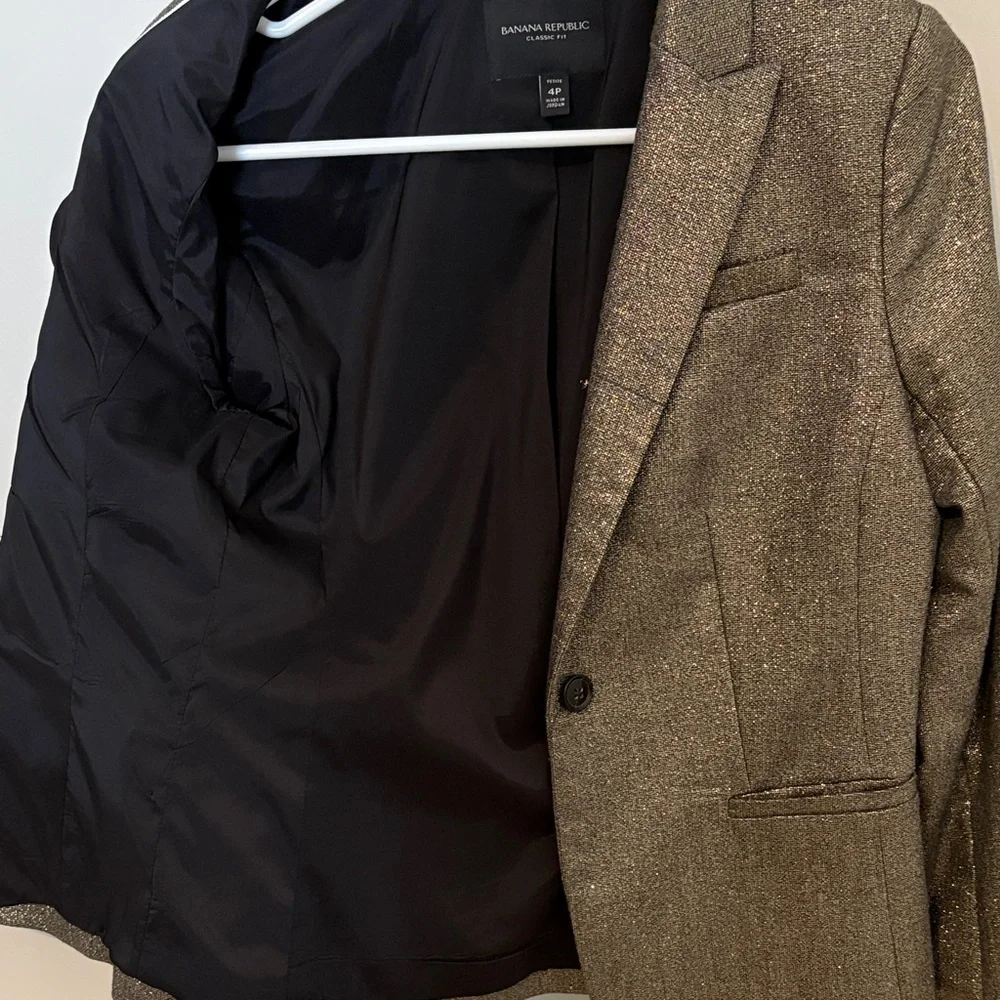 Banana Republic Shimmering Gold Blazer 4p - Picture 5 of 12